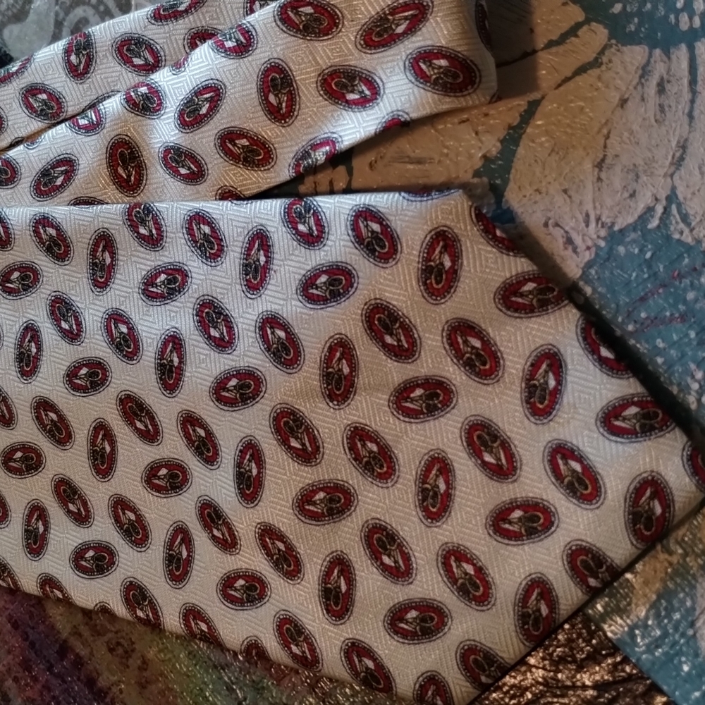 Valentino Tie